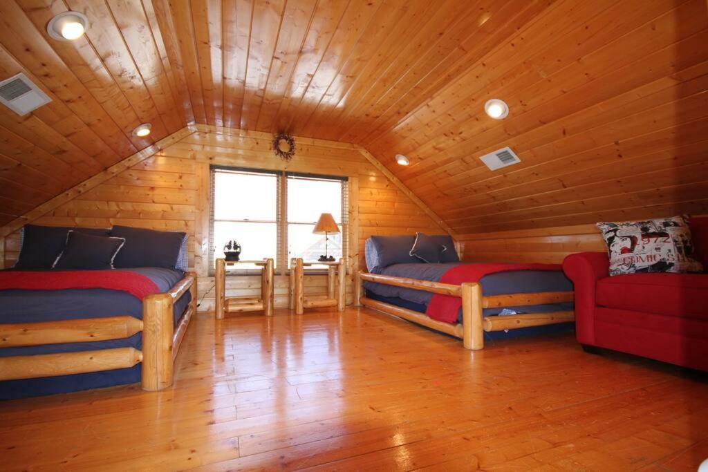 Вилла Heavenly Daze A Peachful Retreat Севьервилл Экстерьер фото